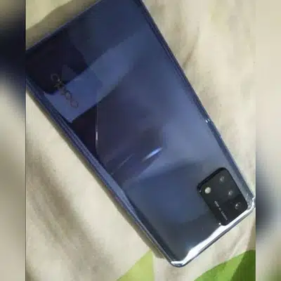 Oppo f19 lush condition with wrnty