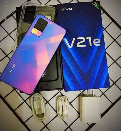 Vivo v21e With 5 Months Warranty full in ok Condition