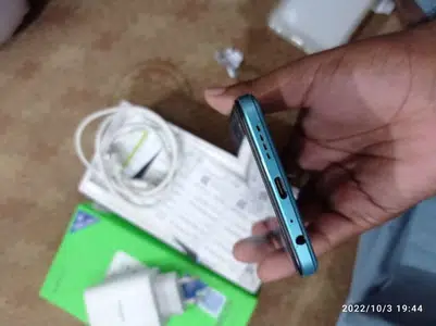 Infinix note 11/ 6 128 10 by 10 with Full Box